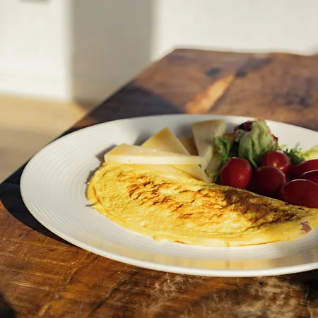 Mirabilis krevet i doručak 4*