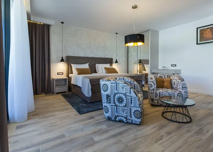 Mirabilis 住宿加早餐酒店 扎达尔