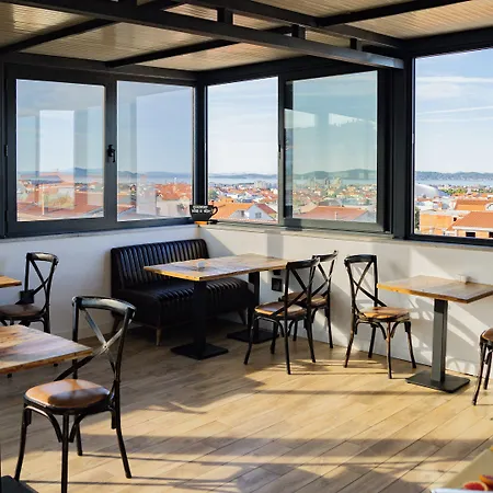 Mirabilis Bed and breakfast 4*